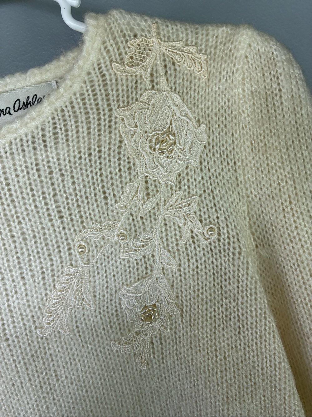 Vintage Dana Ashley Sweater lace beaded cream shoulder pads size M 80’s - Picture 5 of 8